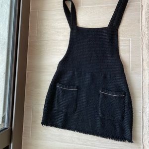 Black tweed jumper with pockets